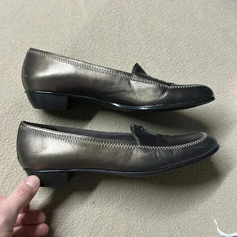 Munro American 'Lauren' Low Heel Slip On Loafers Leather Shoe WMN 8.5M